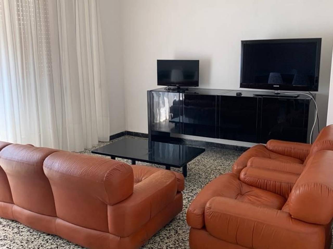 appartamento in vendita a Carrara in zona Nazzano