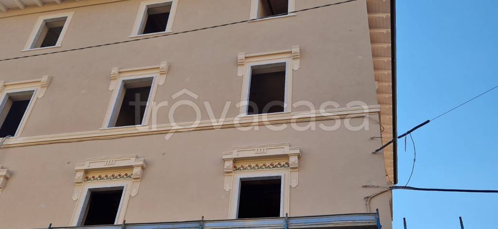 appartamento in vendita a Carrara in zona Centro Città