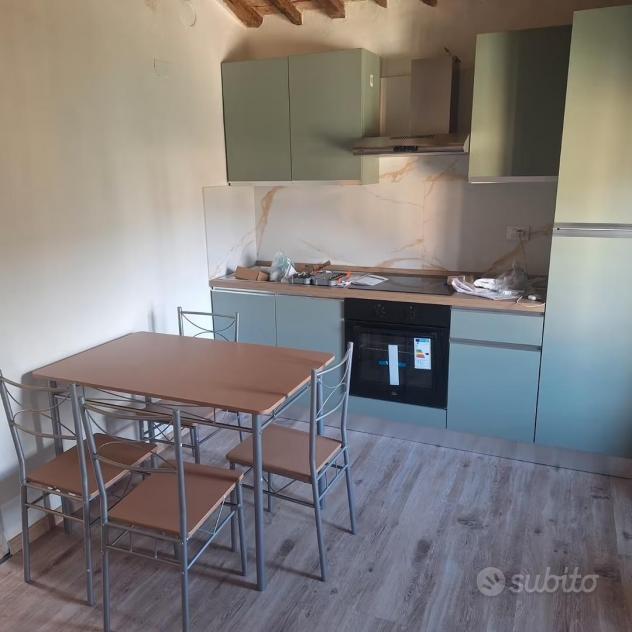 appartamento in vendita a Carrara