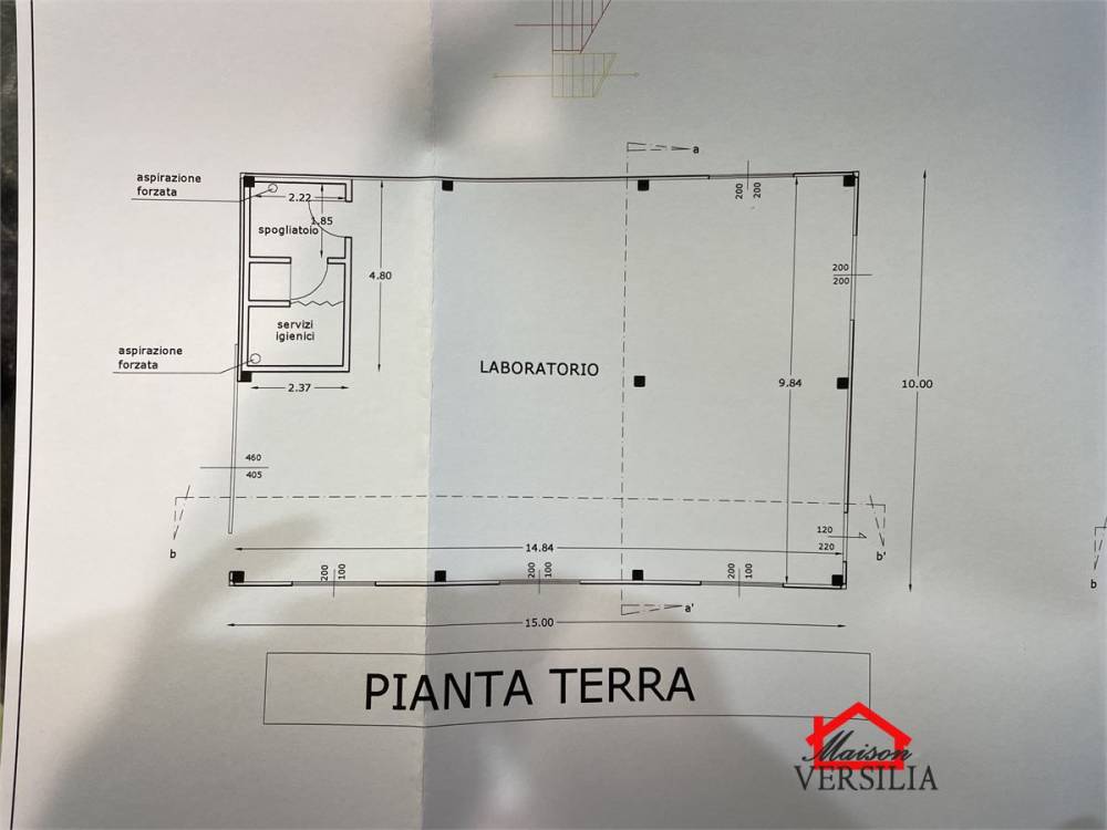 negozio in vendita a Carrara