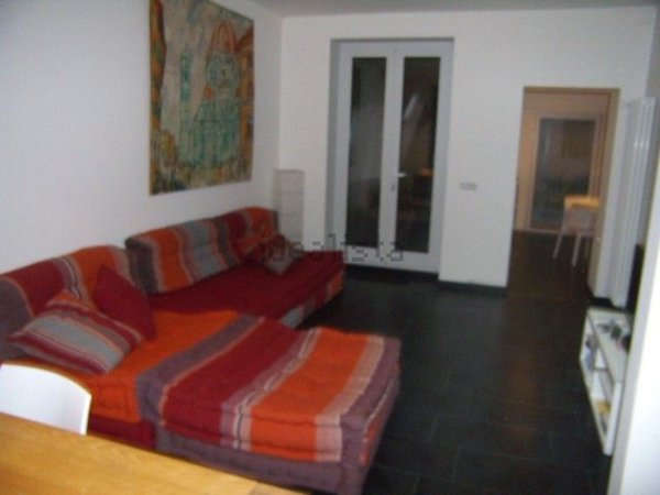 casa indipendente in vendita a Carrara