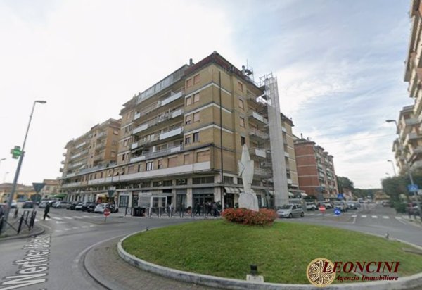 appartamento in vendita a Carrara in zona Marina di Carrara