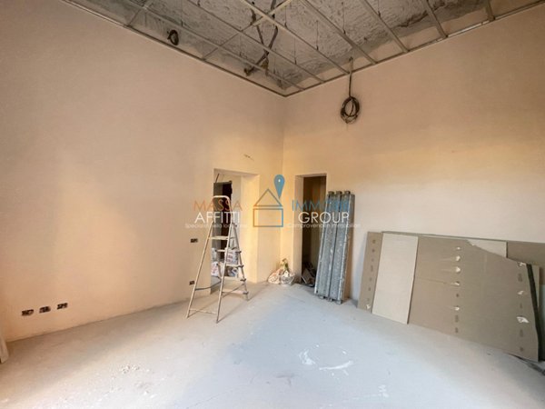 locale commerciale in vendita a Carrara in zona Centro Città