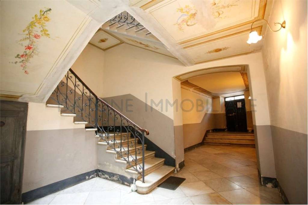 appartamento in vendita a Carrara in zona Centro Città