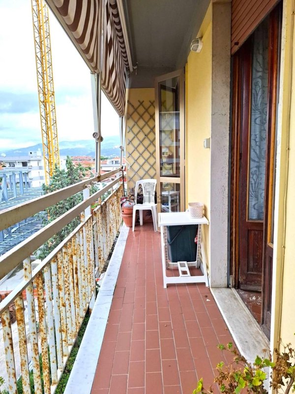 appartamento in vendita a Carrara in zona Marina di Carrara