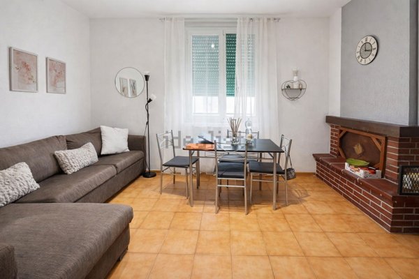 appartamento in vendita a Carrara in zona Marina di Carrara