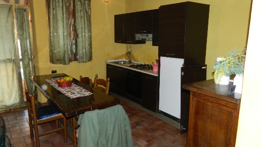 appartamento in vendita a Carrara in zona Marina di Carrara