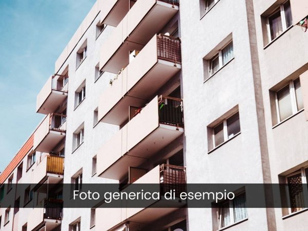 casa indipendente in vendita a Carrara in zona Sant'Antonio