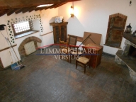 appartamento in vendita a Carrara in zona Marina di Carrara