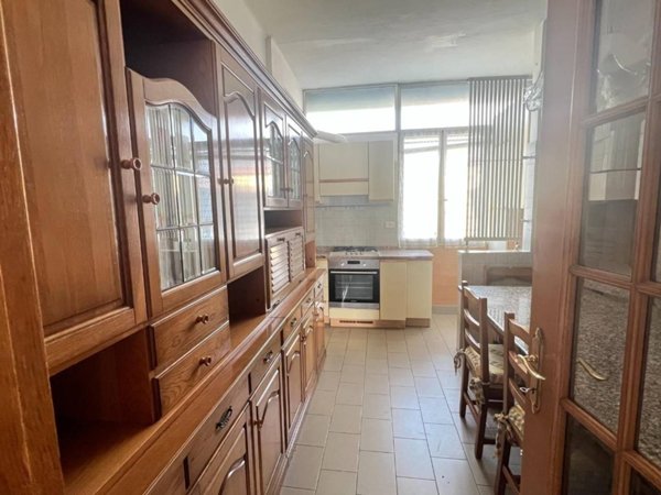 appartamento in vendita a Carrara in zona Sant'Antonio