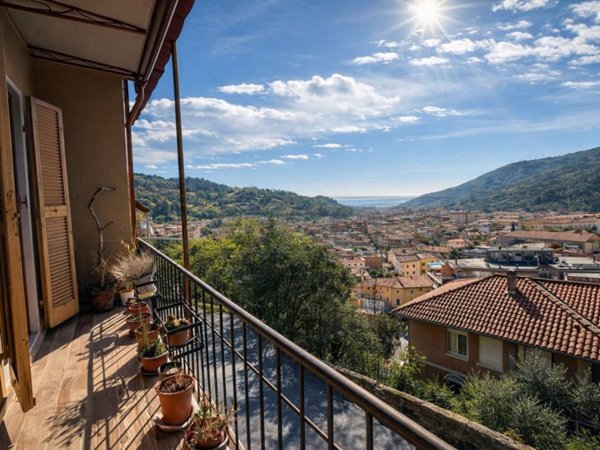 appartamento in vendita a Carrara