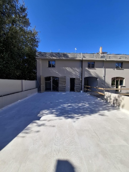 appartamento in vendita a Carrara in zona Centro Città