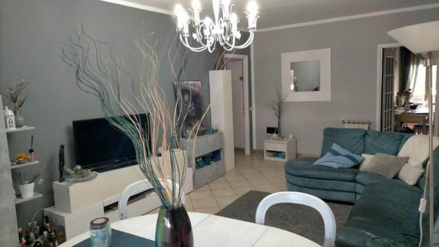 appartamento in vendita a Carrara in zona Avenza