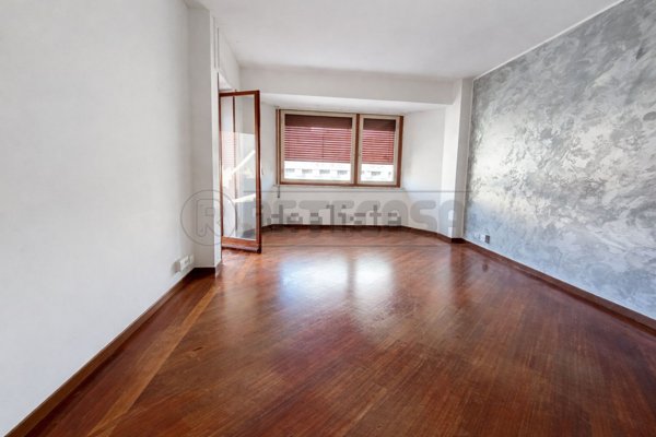 appartamento in vendita a Carrara in zona Centro Città