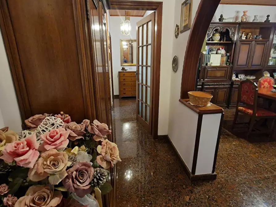 appartamento in vendita a Carrara in zona Marina di Carrara