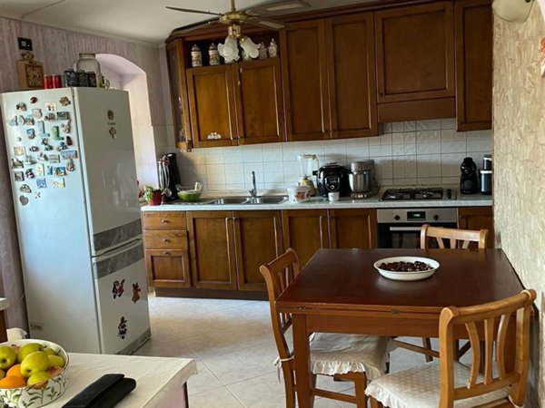 appartamento in vendita a Carrara in zona Fossone