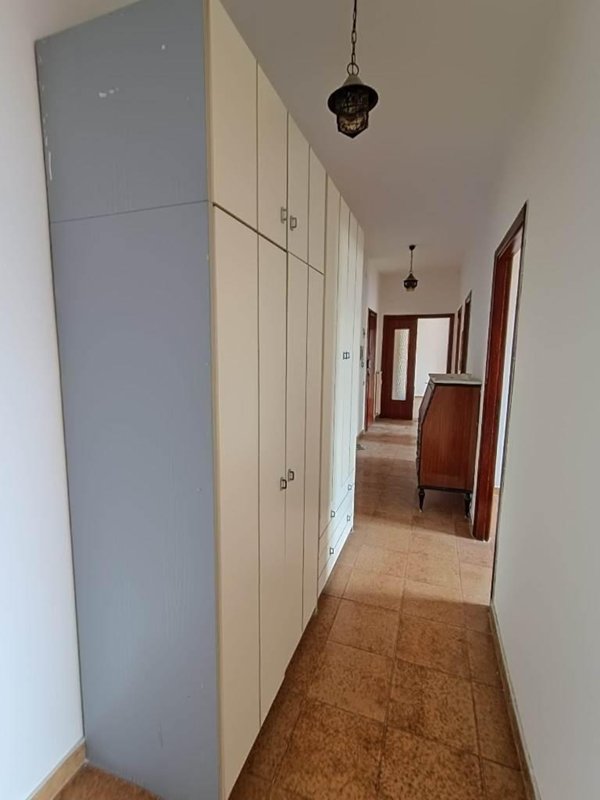 appartamento in vendita a Carrara in zona Marina di Carrara