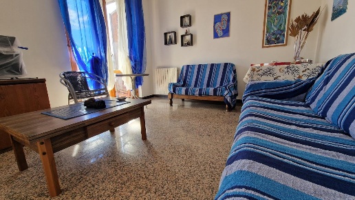 appartamento in vendita a Carrara in zona Marina di Carrara