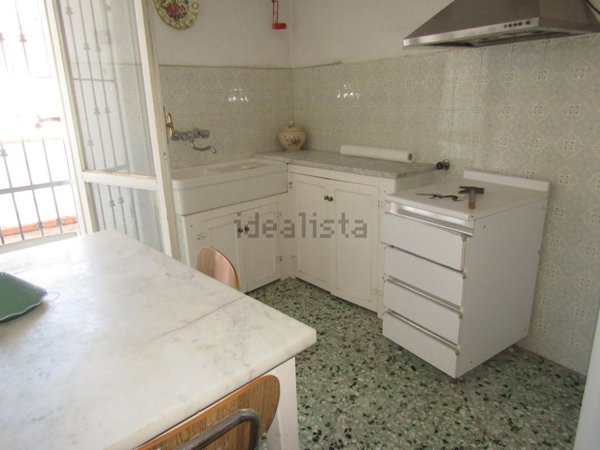 casa indipendente in vendita a Carrara in zona Bonascola