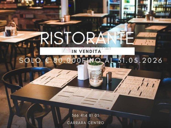 negozio in vendita a Carrara in zona Centro Città