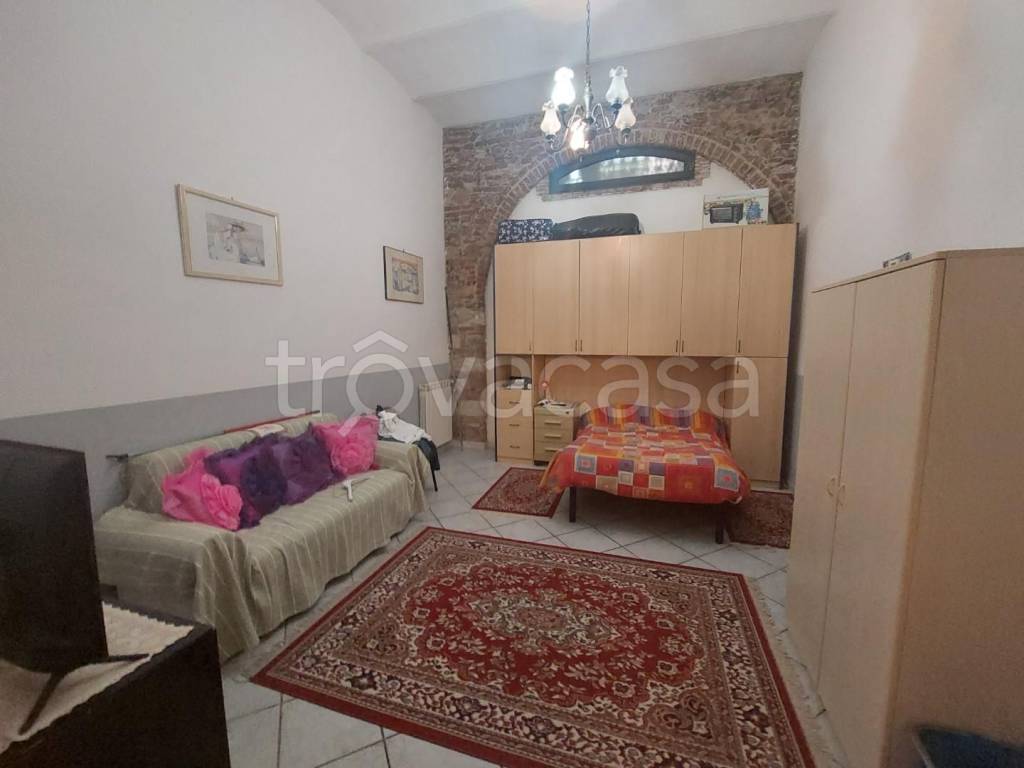 appartamento in vendita a Carrara in zona Codena
