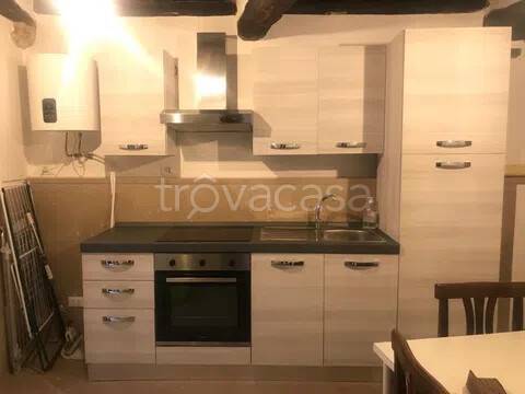 appartamento in vendita a Carrara in zona Centro Città