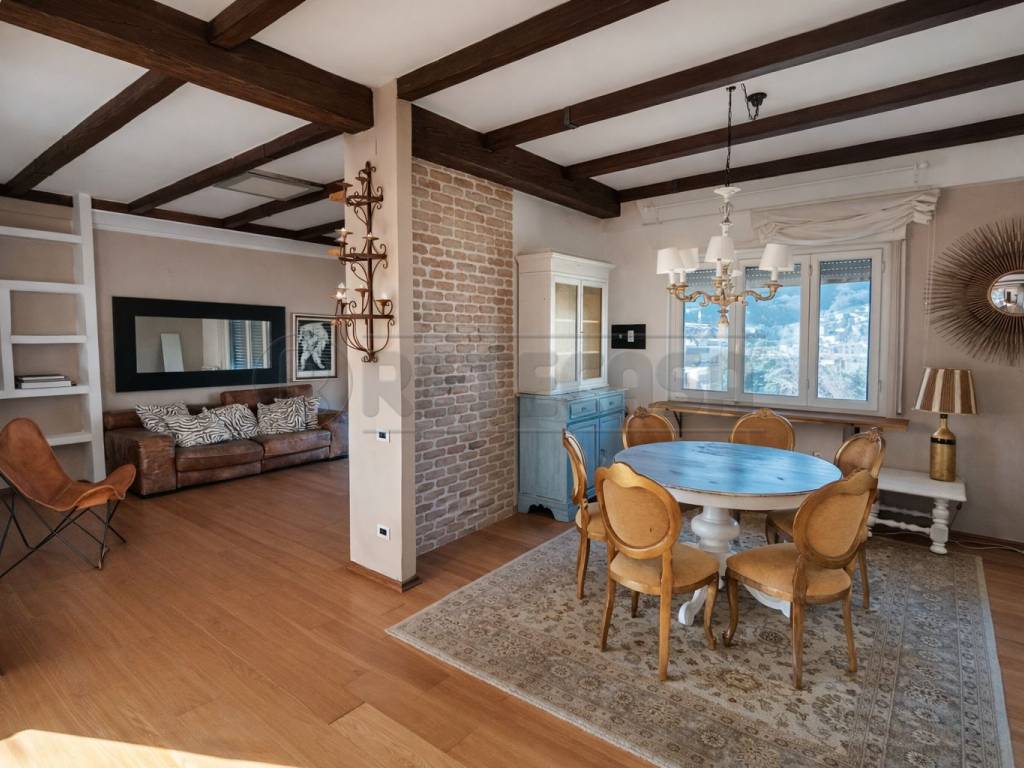 appartamento in vendita a Carrara