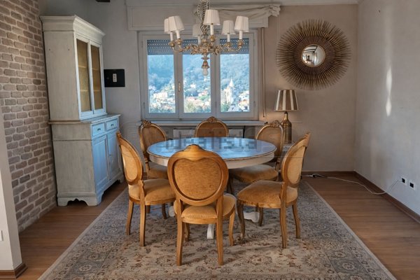 appartamento in vendita a Carrara in zona Centro Città