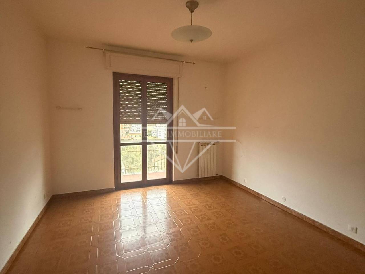 appartamento in vendita a Carrara in zona Marina di Carrara