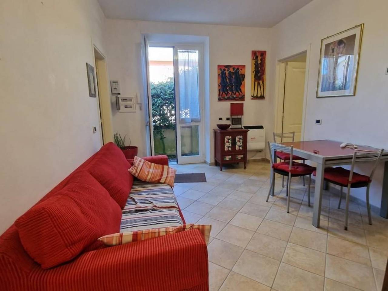 casa indipendente in vendita a Carrara in zona Marina di Carrara