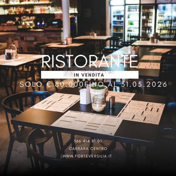 negozio in vendita a Carrara in zona Centro Città