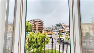 appartamento in vendita a Carrara in zona Centro Città