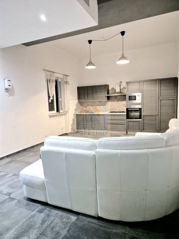 casa indipendente in vendita a Carrara in zona Marina di Carrara