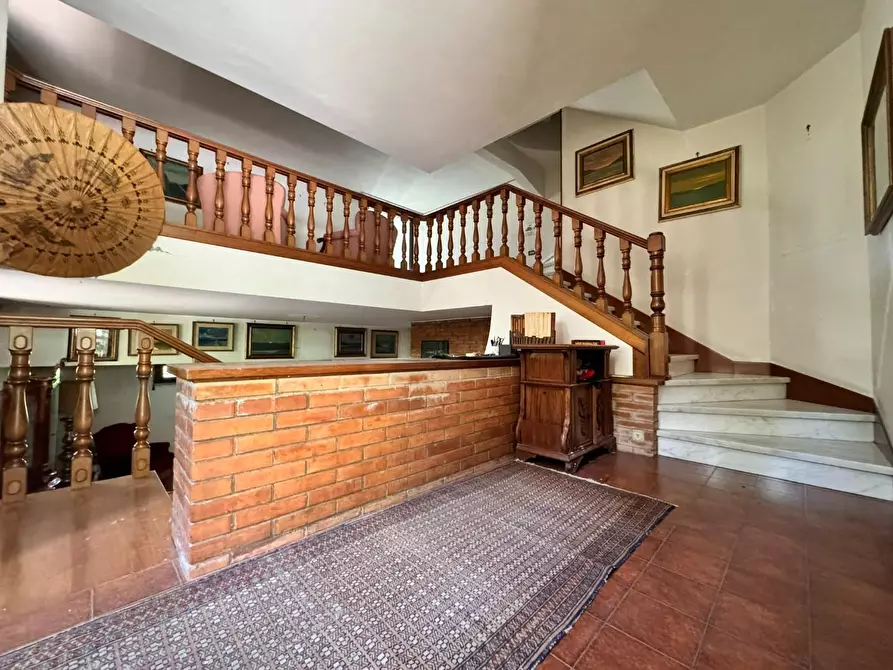 casa indipendente in vendita a Carrara in zona Centro Città