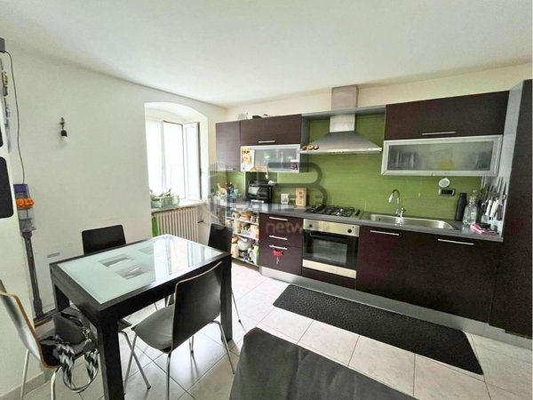 casa indipendente in vendita a Carrara in zona Gragnana