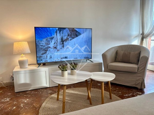 appartamento in vendita a Carrara in zona Centro Città