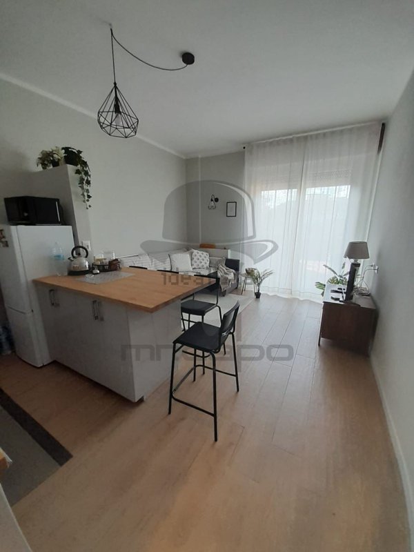 appartamento in vendita a Carrara in zona Avenza