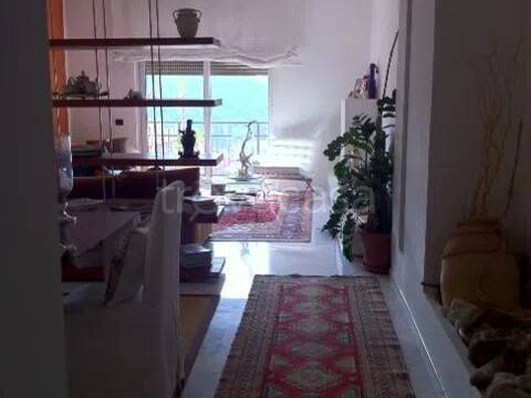 appartamento in vendita a Carrara in zona Centro Città