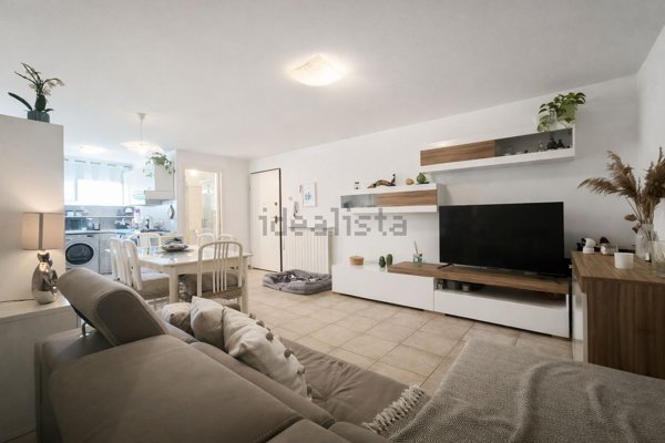 appartamento in vendita a Carrara in zona Marina di Carrara