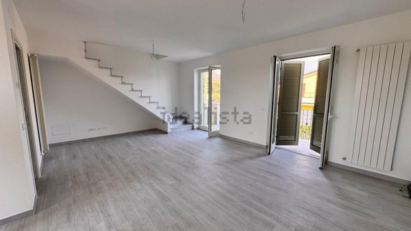 appartamento in vendita a Carrara in zona Fossone