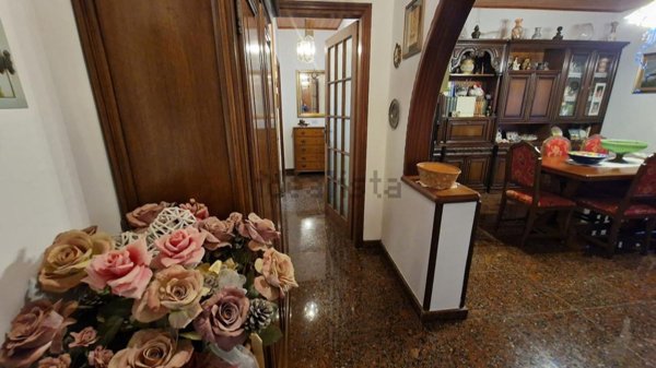 appartamento in vendita a Carrara in zona Marina di Carrara