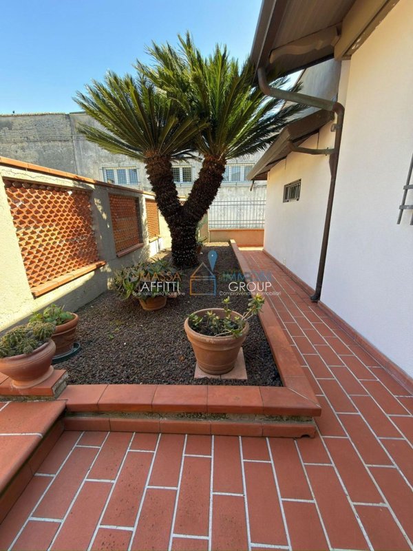 appartamento in vendita a Carrara in zona Sant'Antonio