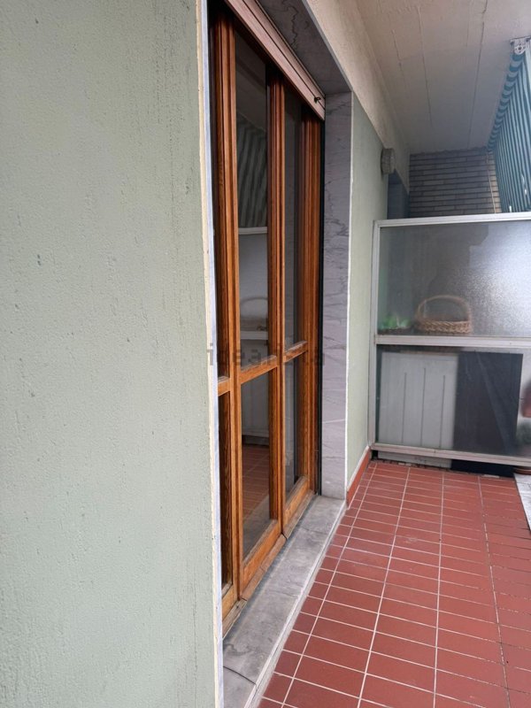 appartamento in vendita a Carrara in zona Marina di Carrara