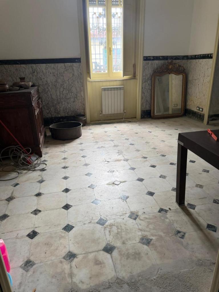 casa indipendente in vendita a Carrara in zona Marina di Carrara