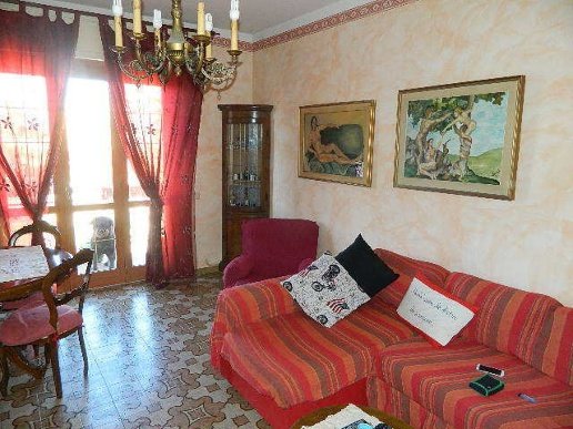 appartamento in vendita a Carrara in zona Marina di Carrara