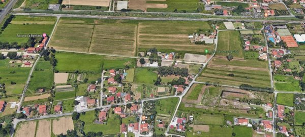 casa indipendente in vendita a Carrara in zona Marina di Carrara