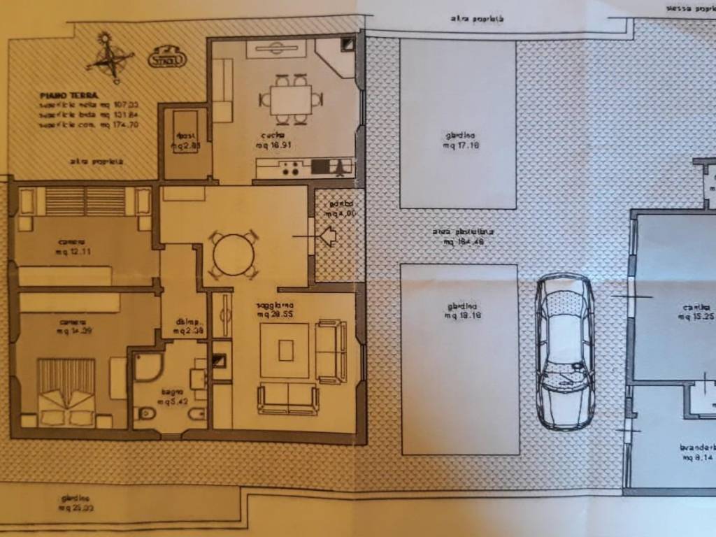 casa semindipendente in vendita a Carrara in zona Fossone