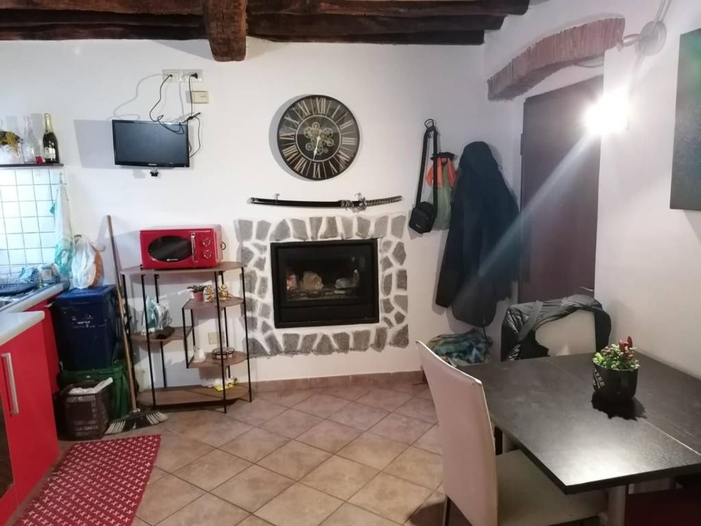 appartamento in vendita a Carrara in zona Stadio