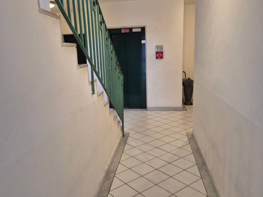 appartamento in vendita a Carrara in zona Marasio