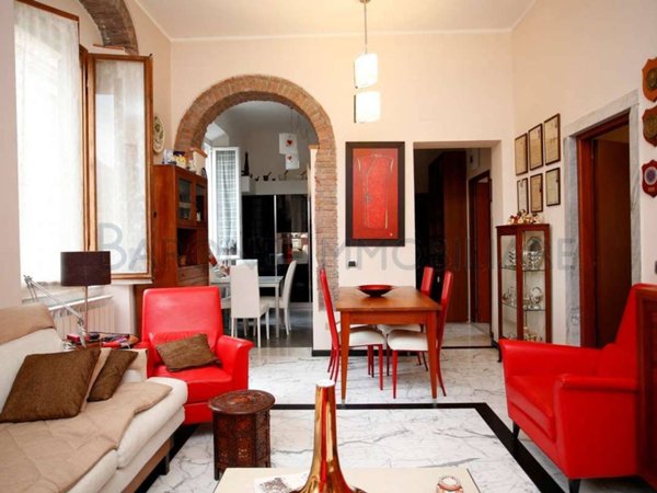 appartamento in vendita a Carrara in zona Centro Città